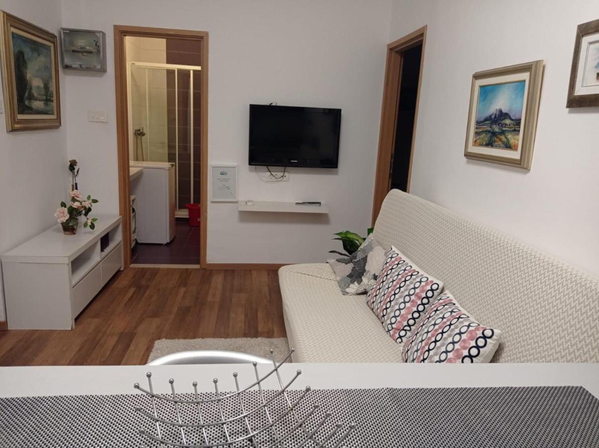 Apartment Bride's Rock Baska Voda