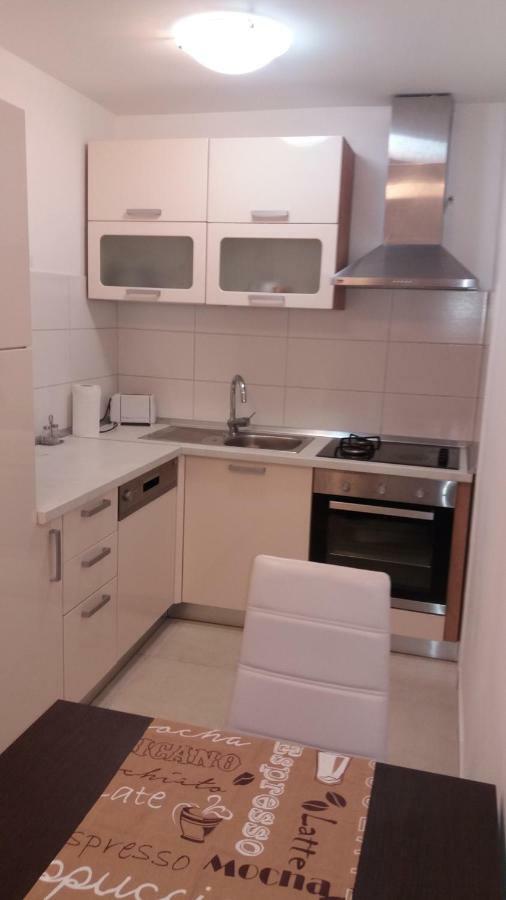 Bride's Rock Apartment Baska Voda